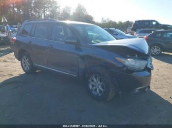  Salvage Toyota Highlander