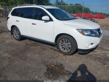  Salvage Nissan Pathfinder
