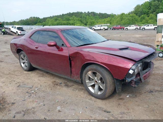  Salvage Dodge Challenger