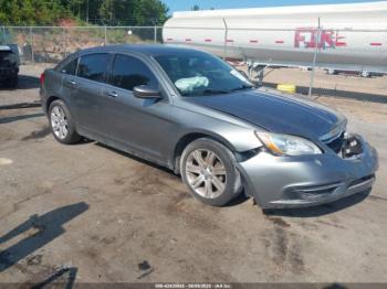  Salvage Chrysler 200