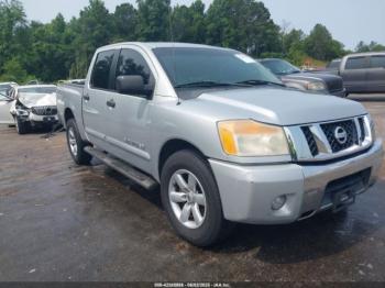  Salvage Nissan Titan