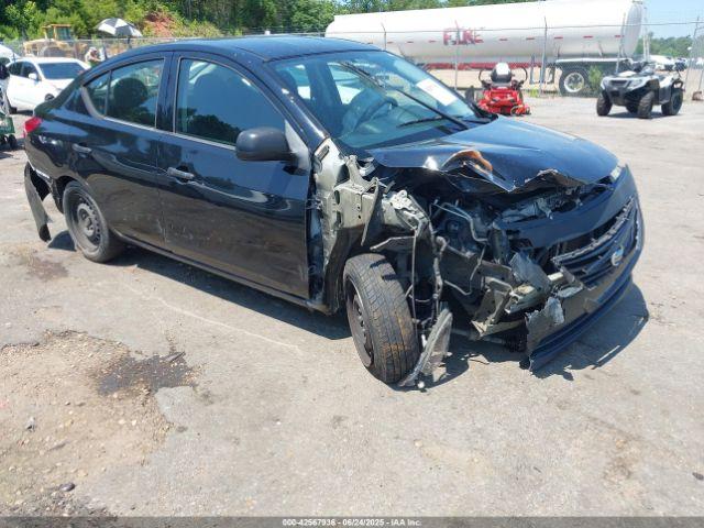 Salvage Nissan Versa