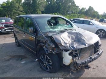  Salvage Dodge Grand Caravan