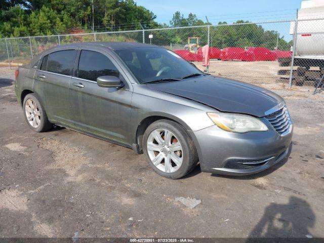  Salvage Chrysler 200