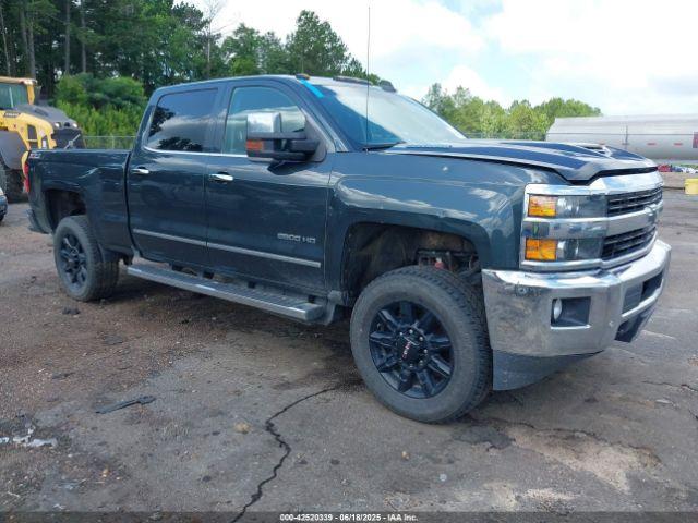  Salvage Chevrolet Silverado 2500