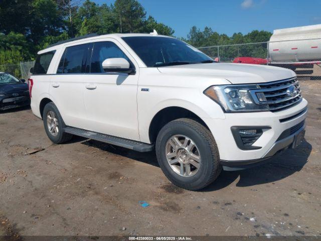  Salvage Ford Expedition