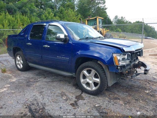  Salvage Chevrolet Avalanche
