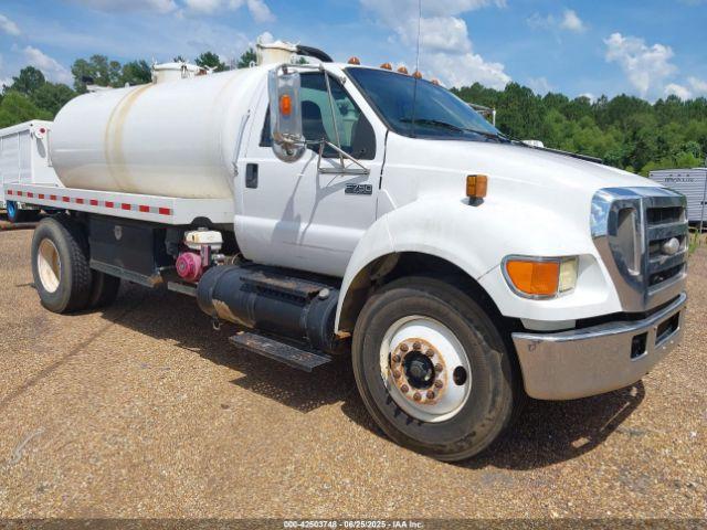  Salvage Ford F-750