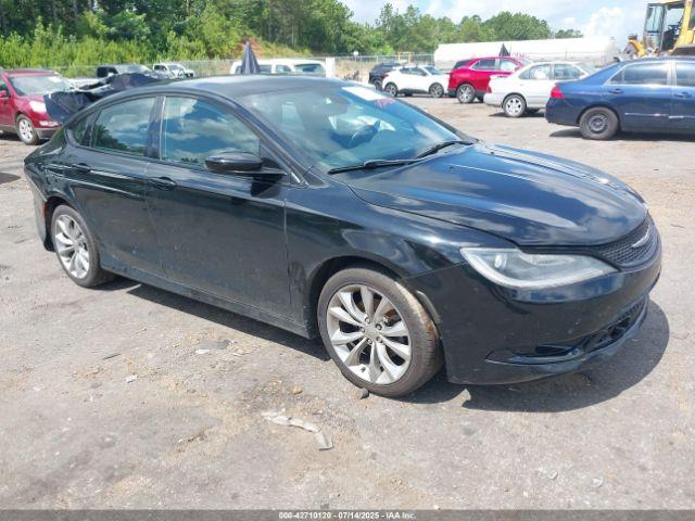  Salvage Chrysler 200