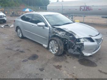  Salvage Lexus Es