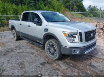  Salvage Nissan Titan