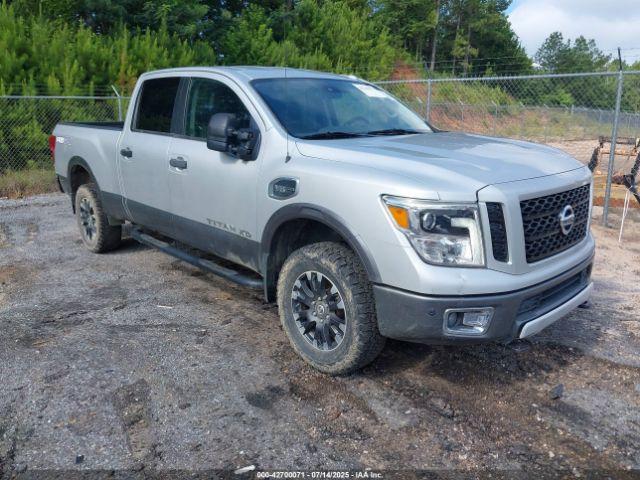  Salvage Nissan Titan
