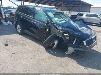  Salvage Kia Sorento