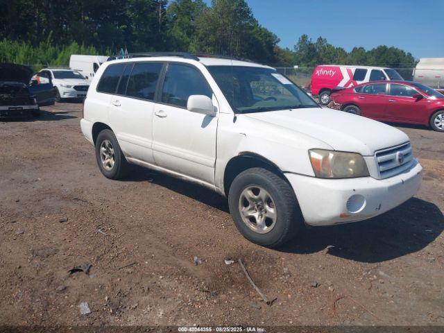  Salvage Toyota Highlander