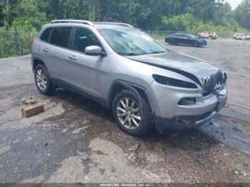  Salvage Jeep Cherokee