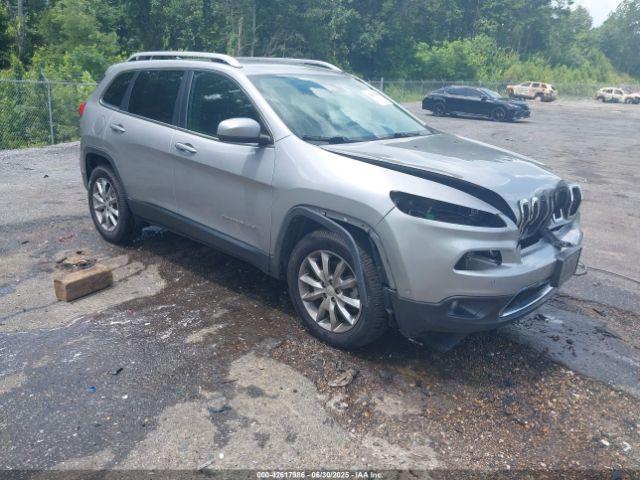  Salvage Jeep Cherokee