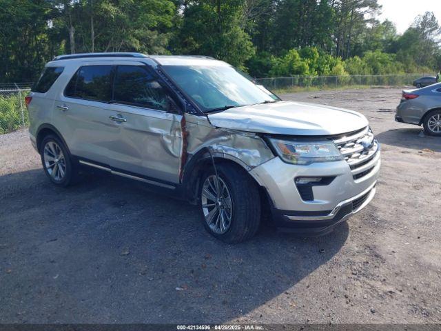  Salvage Ford Explorer
