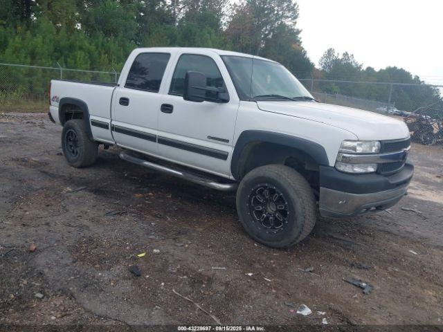  Salvage Chevrolet Silverado 2500