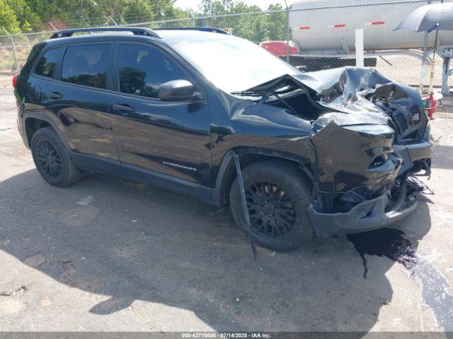  Salvage Jeep Cherokee