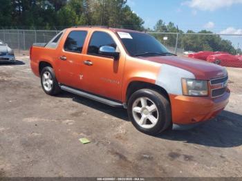  Salvage Chevrolet Avalanche 1500