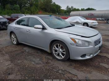 Salvage Nissan Maxima