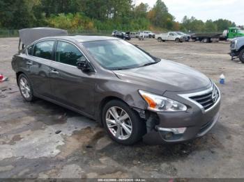  Salvage Nissan Altima