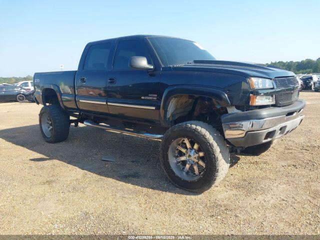  Salvage Chevrolet Silverado 2500