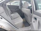 Toyota Camry Le Image 4