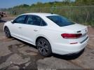 Volkswagen Passat 2.0t Se Image 18