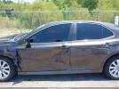 Toyota Camry Le Image 10