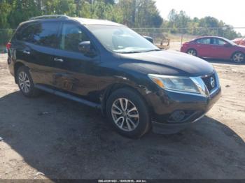  Salvage Nissan Pathfinder