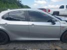 Toyota Camry Se Image 15