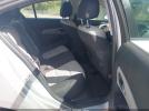 Chevrolet Cruze Ls Auto Image 2