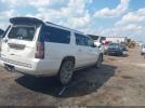 GMC Yukon Denali Image 3