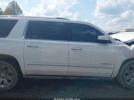 GMC Yukon Denali Image 14