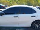 Toyota Camry Se Image 18