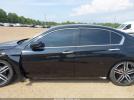 Honda Accord Touring Image 19