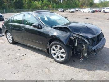  Salvage Nissan Maxima