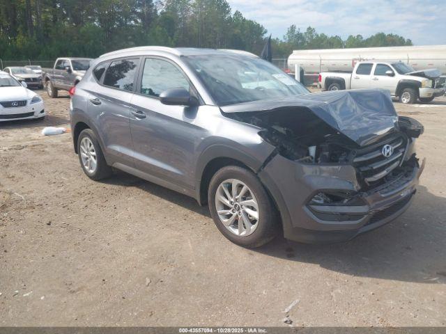  Salvage Hyundai TUCSON