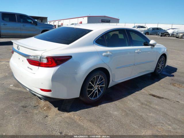Lexus Es Image 16