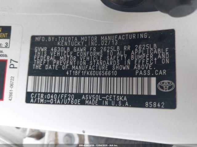 Toyota Camry Se Image 10