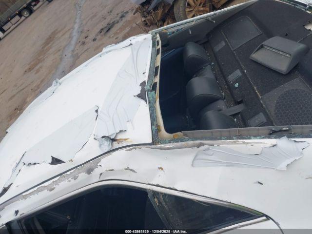 Toyota Camry Se Image 3