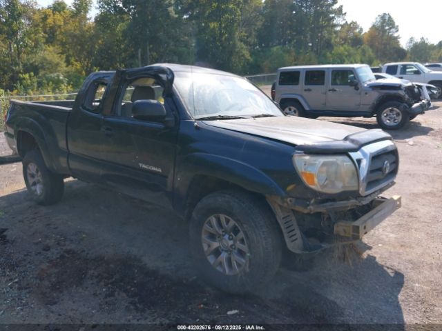Toyota Tacoma Image 1