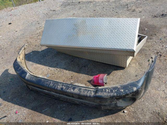 Toyota Tacoma Image 9