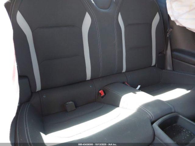 Chevrolet Camaro 1lt Image 13