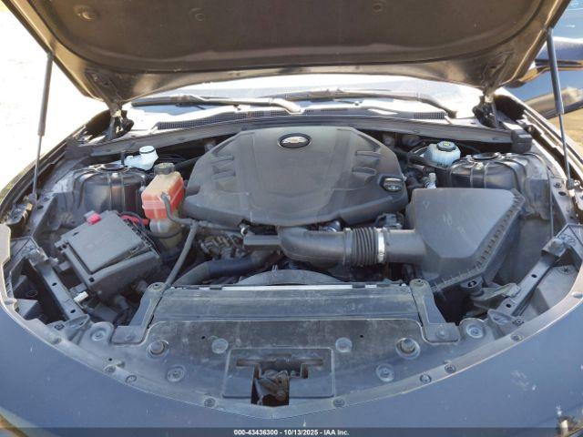 Chevrolet Camaro 1lt Image 8