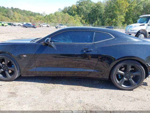 Chevrolet Camaro 1lt Image 11