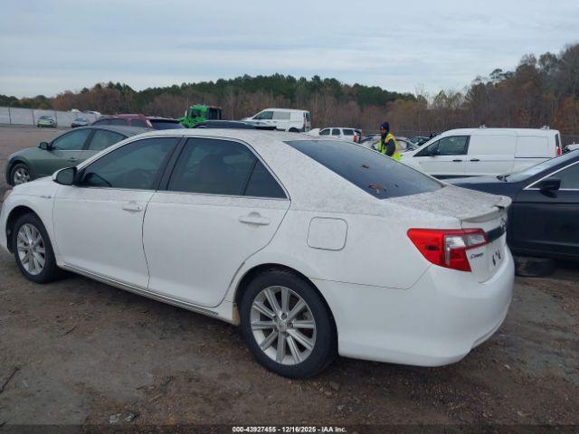 Toyota Camry Xle Image 4