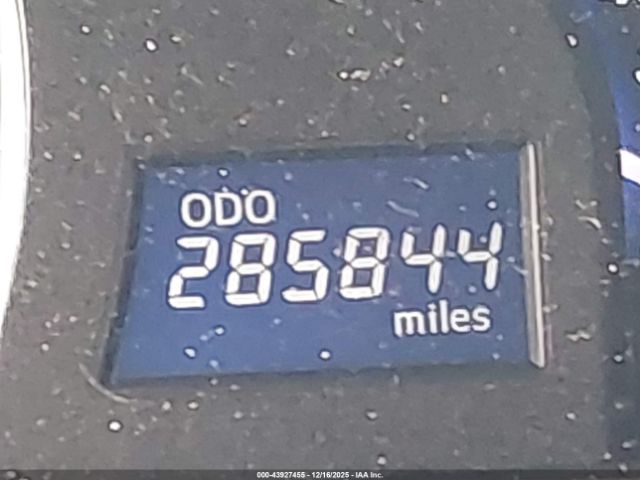 Toyota Camry Xle Image 6