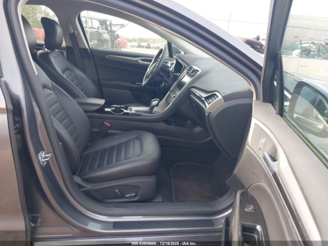 Ford Fusion Se Image 7